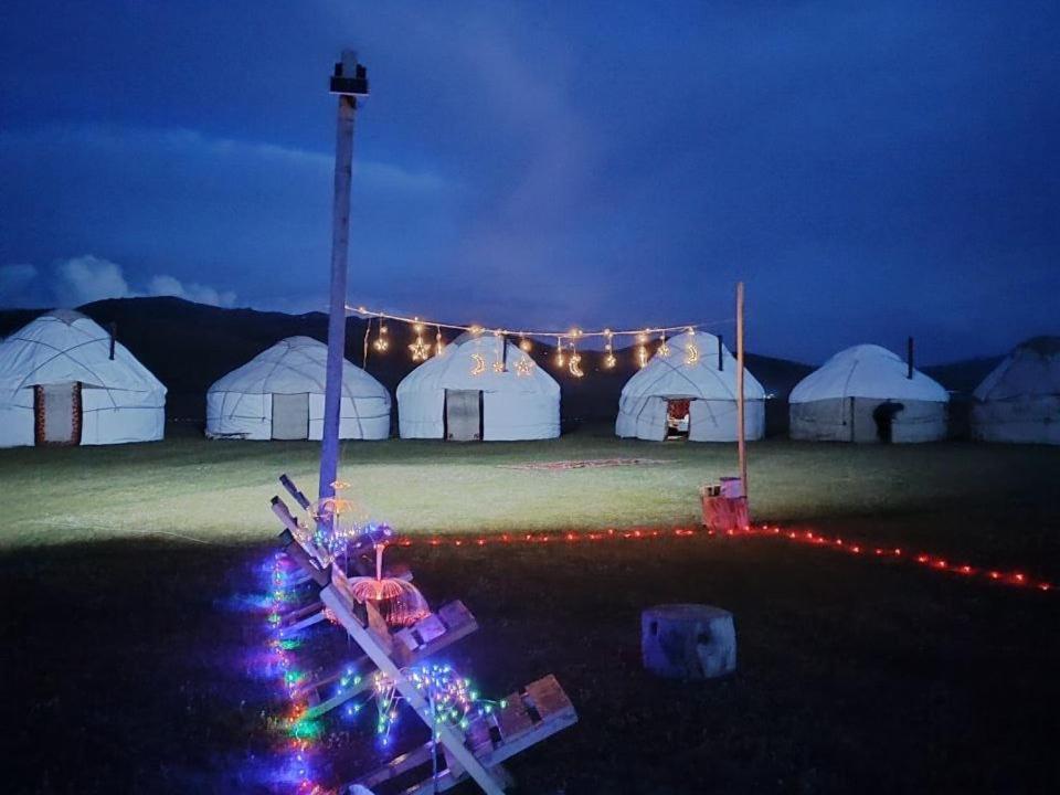 Hotel Zalkar Yurt Camp Song-Kul Exterior foto
